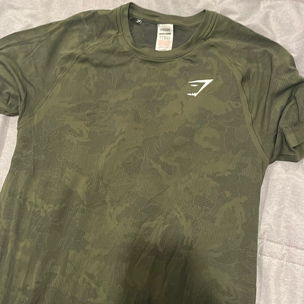 Gym shark shirt